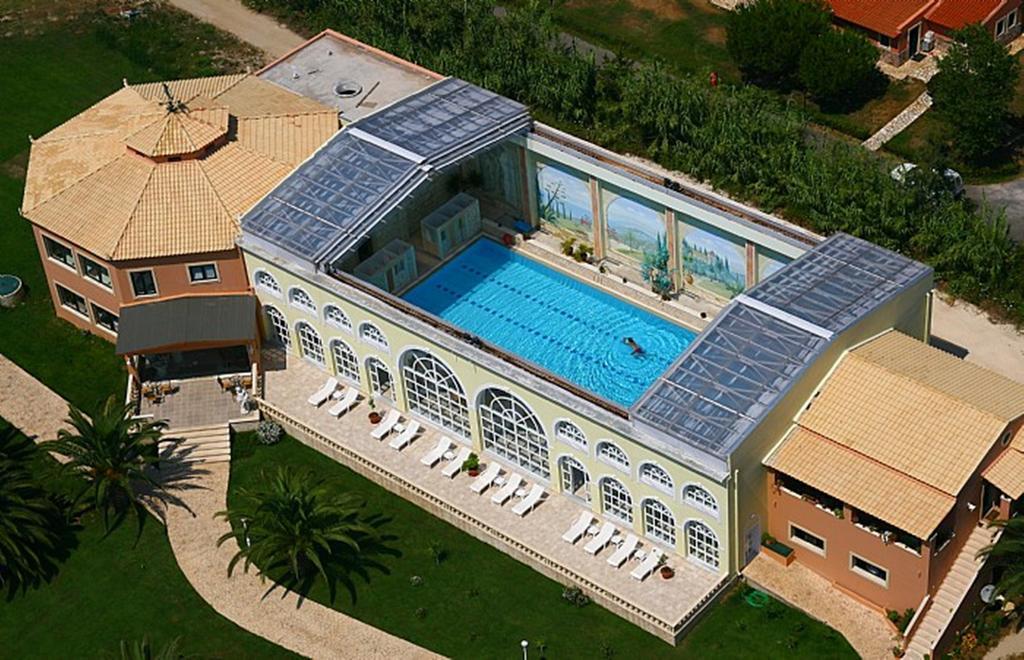 St.George'S Bay Country Club & Spa Ахарави Екстериор снимка
