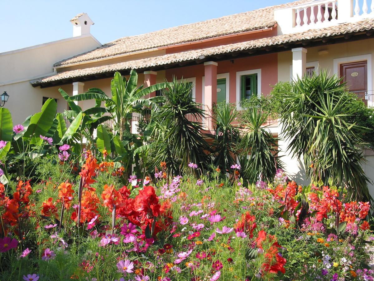 St.George'S Bay Country Club & Spa Ахарави Екстериор снимка